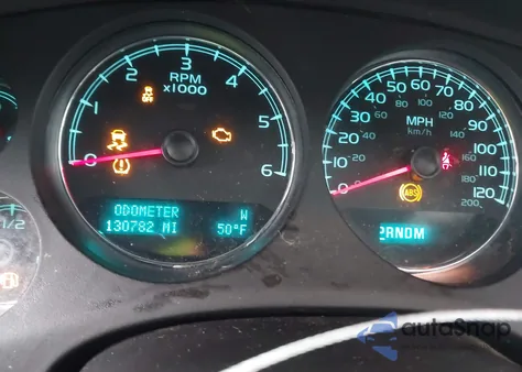 2012 Chevrolet Suburban 1500 Lt из США, поврежденный, VIN 1GNSKJE75CR199360